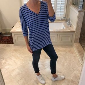 Splendid size XS cotton blue striped top